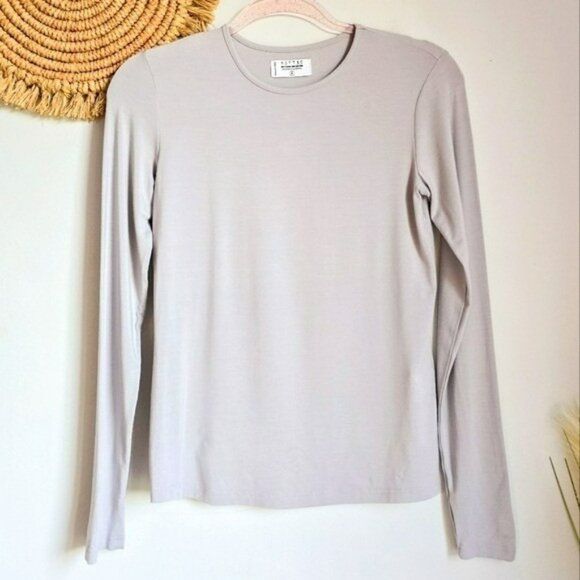 Mott50, New, Caroline Pearl Gray UPF 50 Long Sleeve Crew Sun Shirt Size Small - Picture 2 of 10